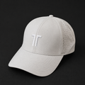 THE CUTLINE Focus Cap in Weiß – Frontansicht